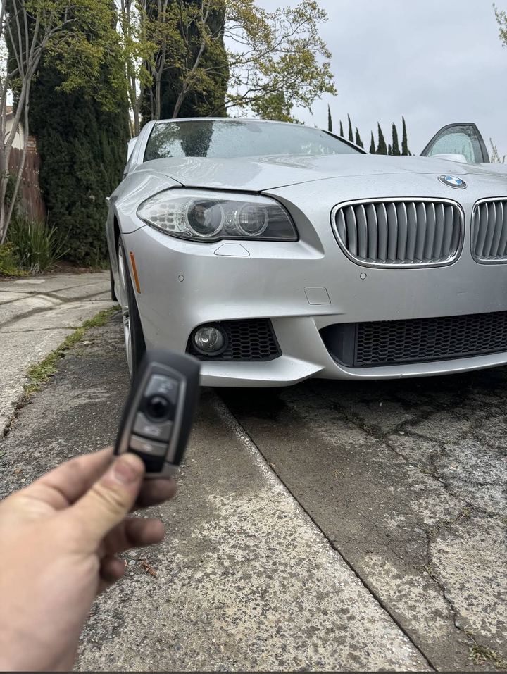 BMW 5 Series smart key
